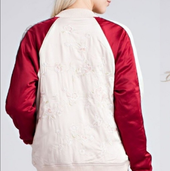 Only 2 Left! Embroidered Floral design  jacket - Picture 4 of 4